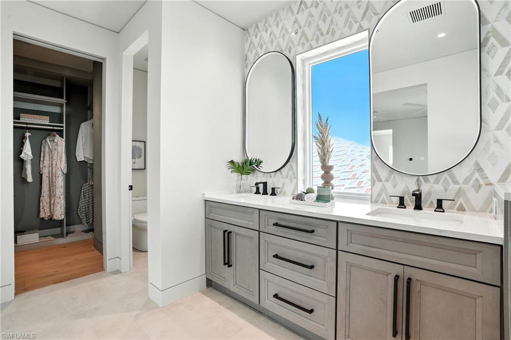 MCPHIE PARK - Residential