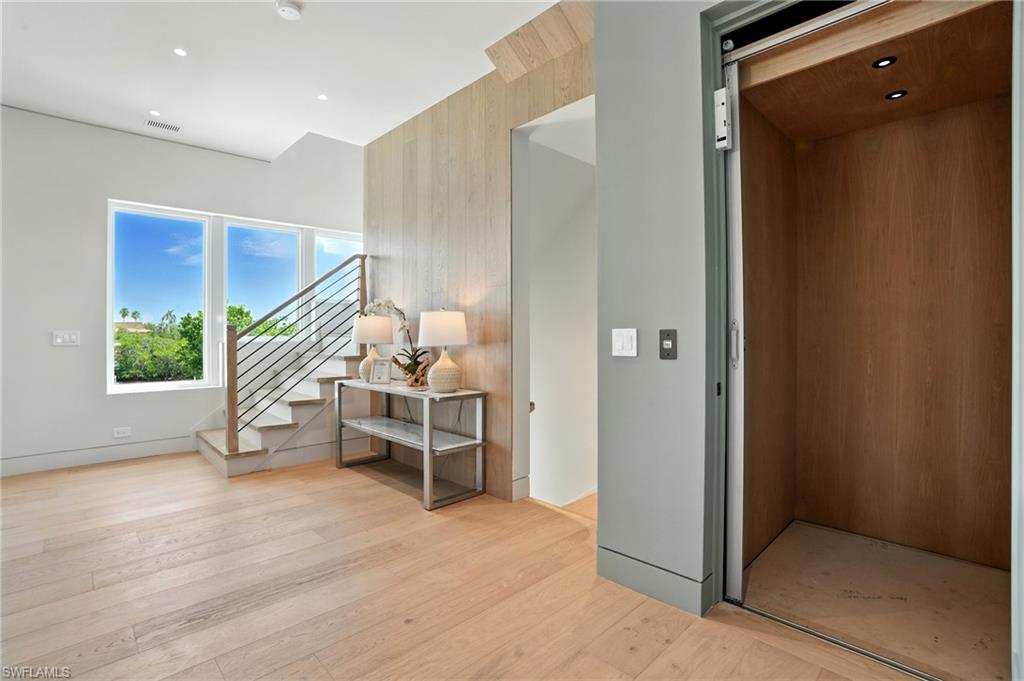 MCPHIE PARK - Residential