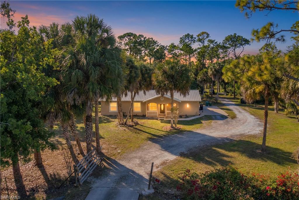 GOLDEN GATE ESTATES - Residential