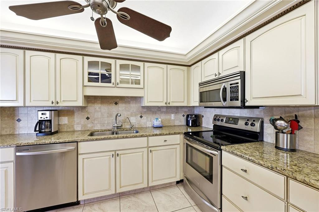 ISLAND WINDS CONDO - Residential