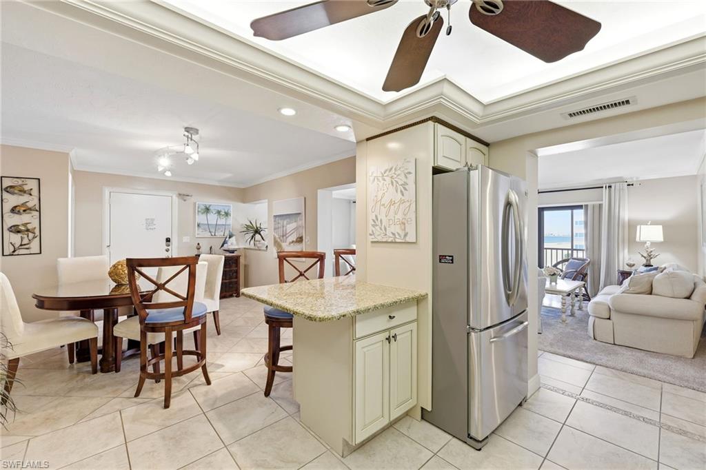 ISLAND WINDS CONDO - Residential