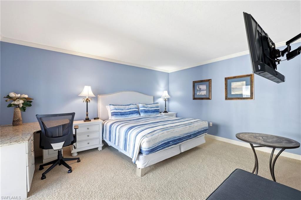 ISLAND WINDS CONDO - Residential