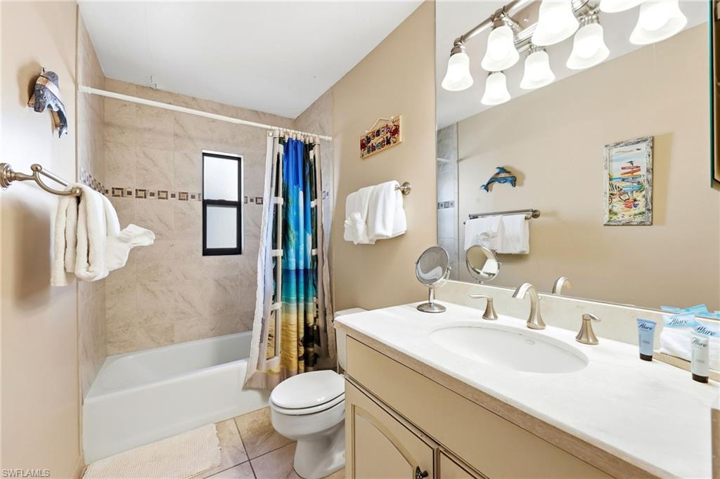 ISLAND WINDS CONDO - Residential