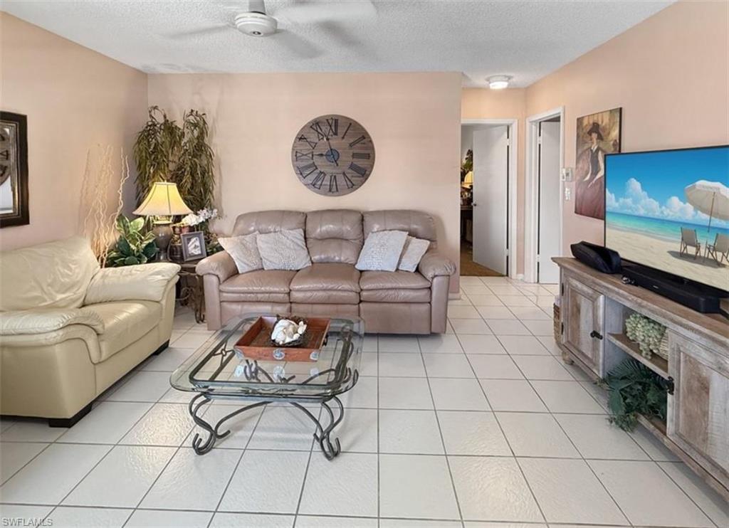 AQUARIUS APTS OF MARCO ISLAND - Residential