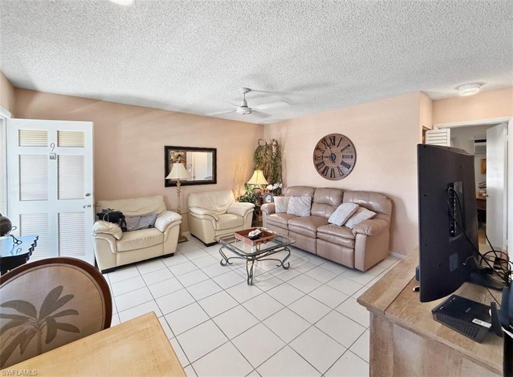 AQUARIUS APTS OF MARCO ISLAND - Residential