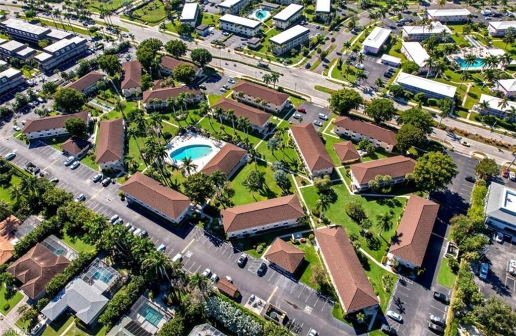 AQUARIUS APTS OF MARCO ISLAND - Residential