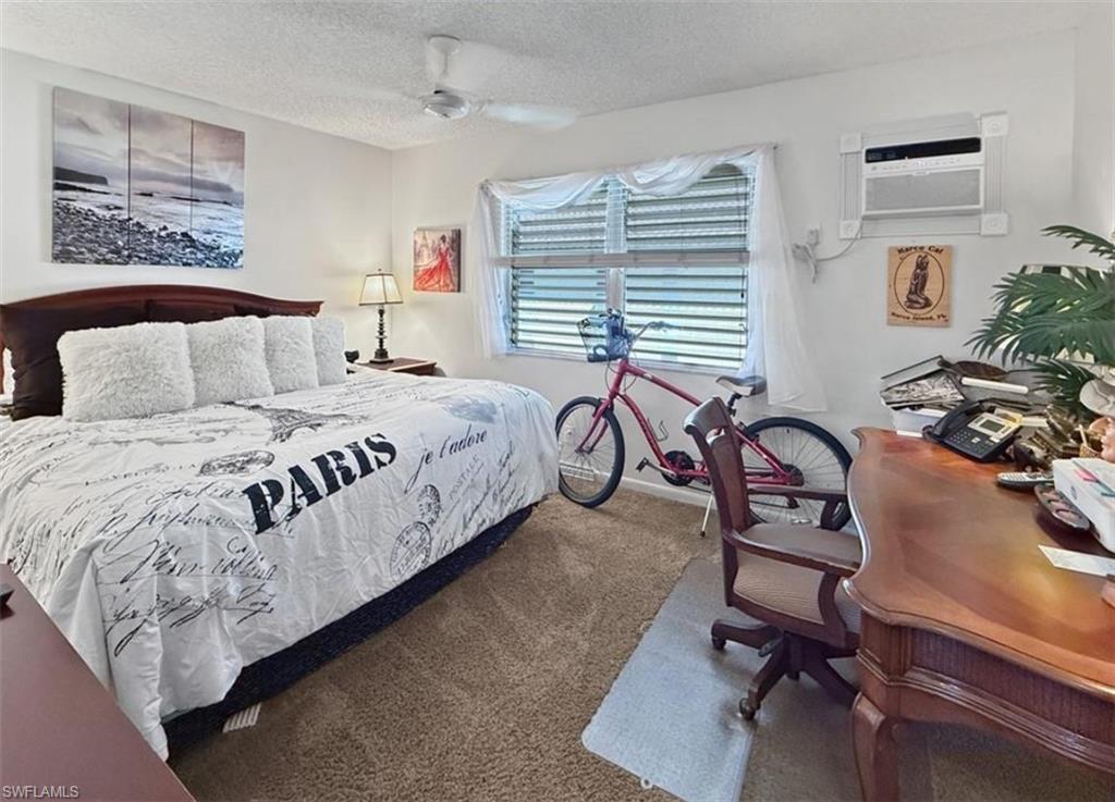 AQUARIUS APTS OF MARCO ISLAND - Residential