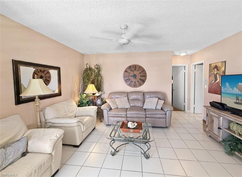 AQUARIUS APTS OF MARCO ISLAND - Residential