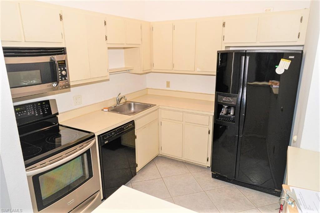 SUMMERLIN WOODS - Residential