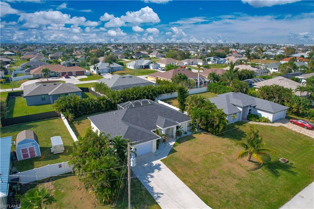 CAPE CORAL - Residential