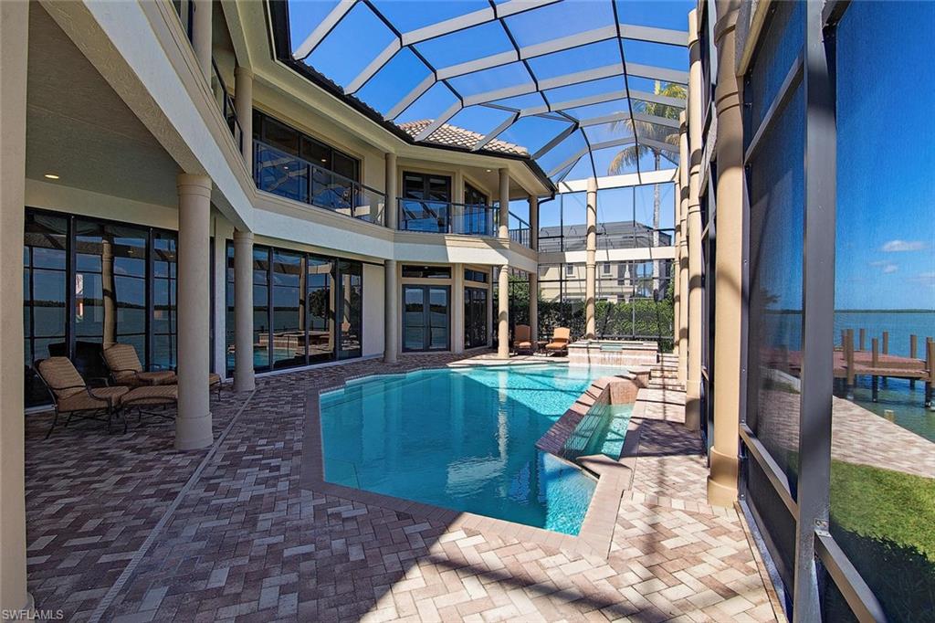 MARCO BEACH - Residential