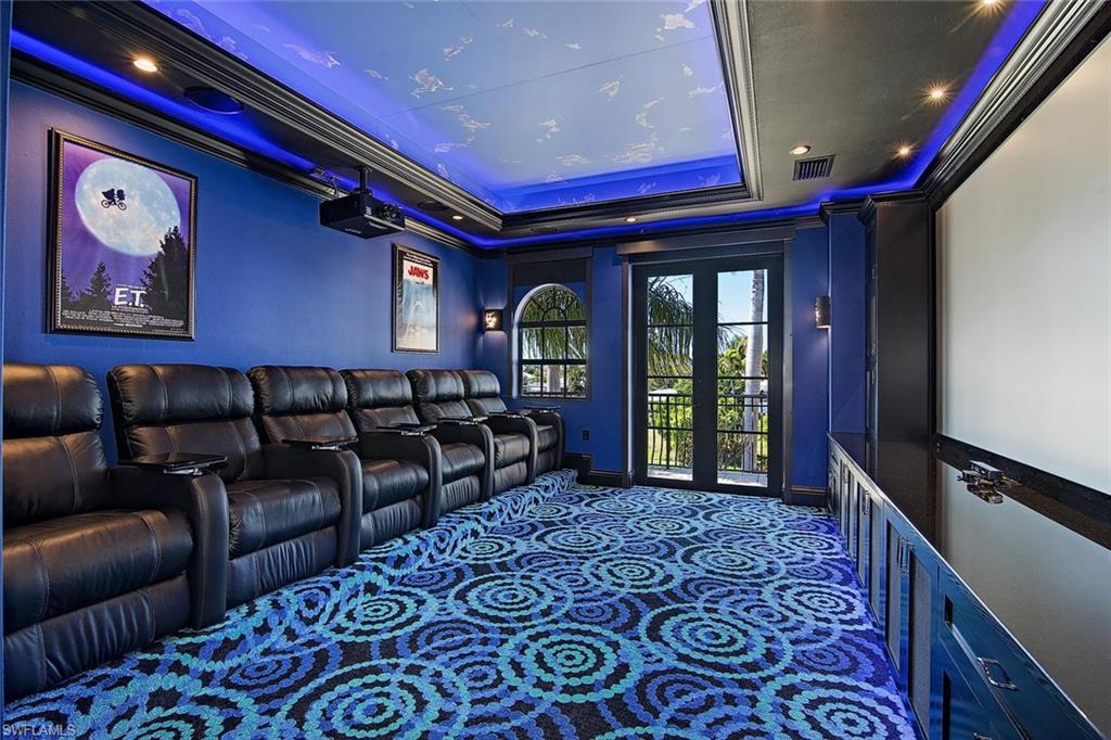 MARCO BEACH - Residential