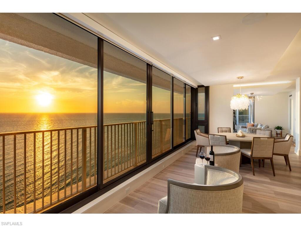 PARK PLAZA - Residential