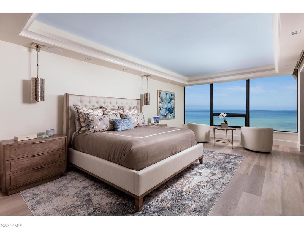 PARK PLAZA - Residential