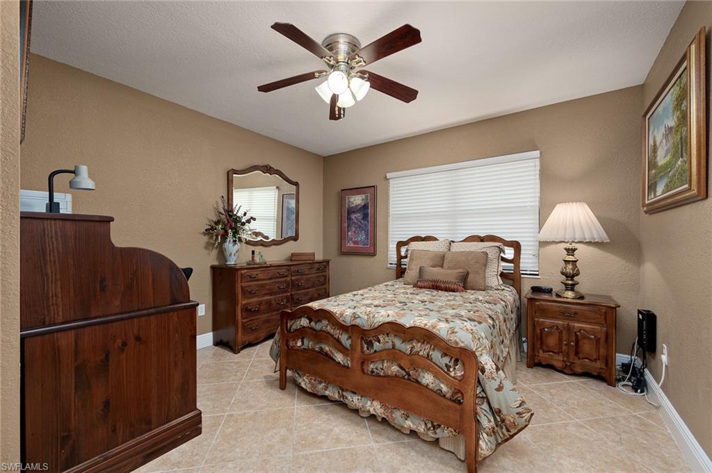 SEVEN LAKES - Residential