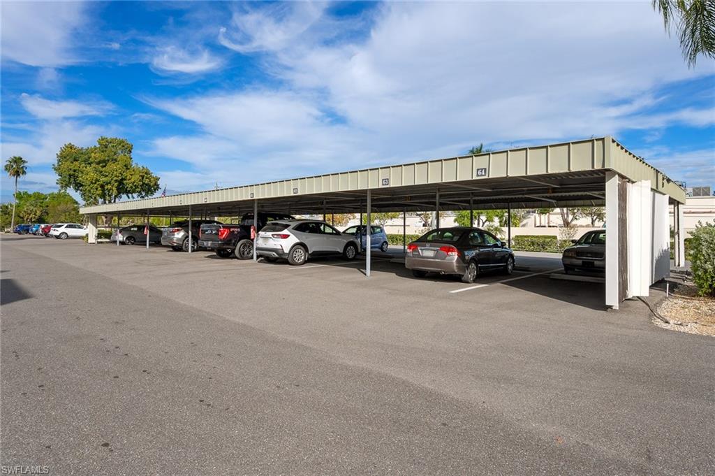 SEVEN LAKES - Residential