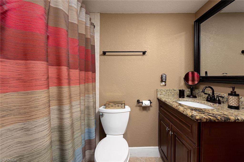 SEVEN LAKES - Residential