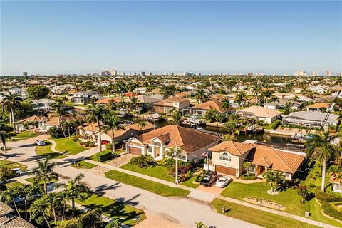 A home in MARCO ISLAND