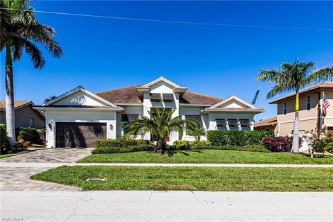 A home in MARCO ISLAND