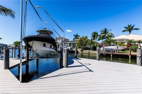 A home in MARCO ISLAND