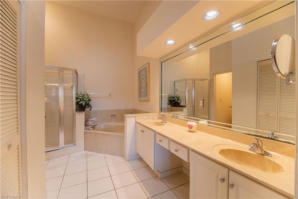 IMPERIAL PARK PLACE VILLAS - Residential