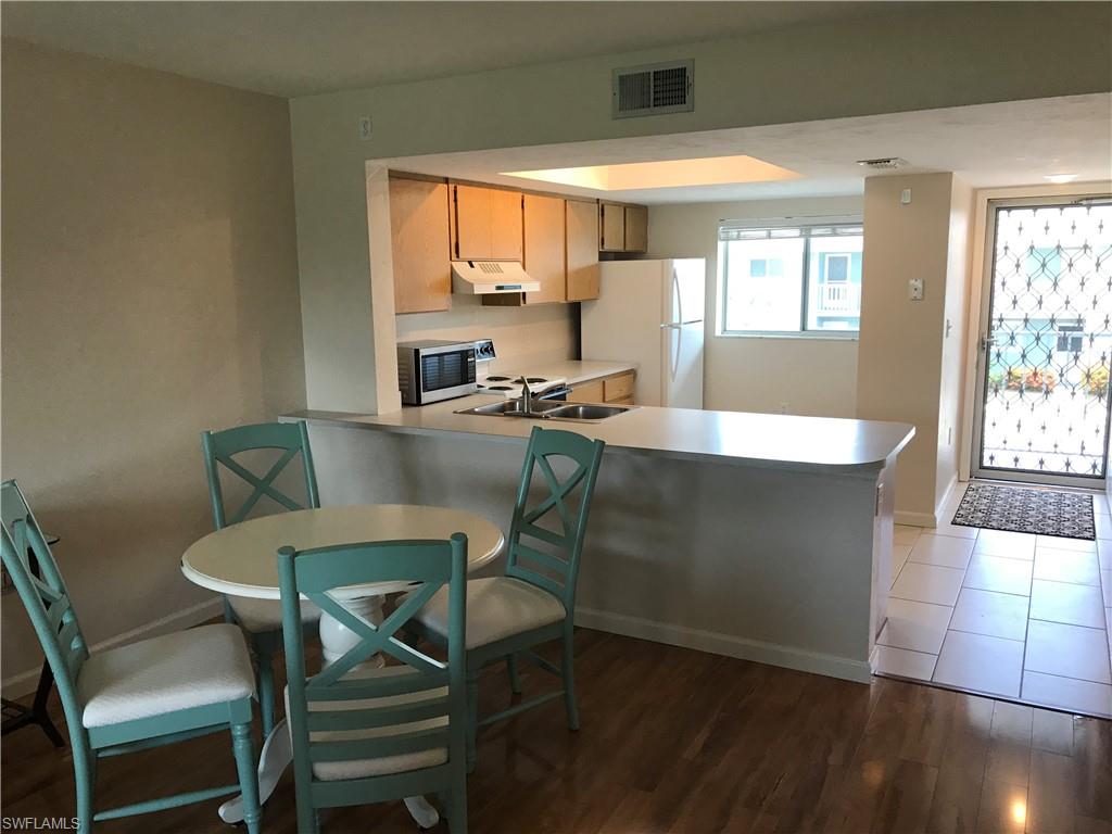 NAPLES KEEP - Residential