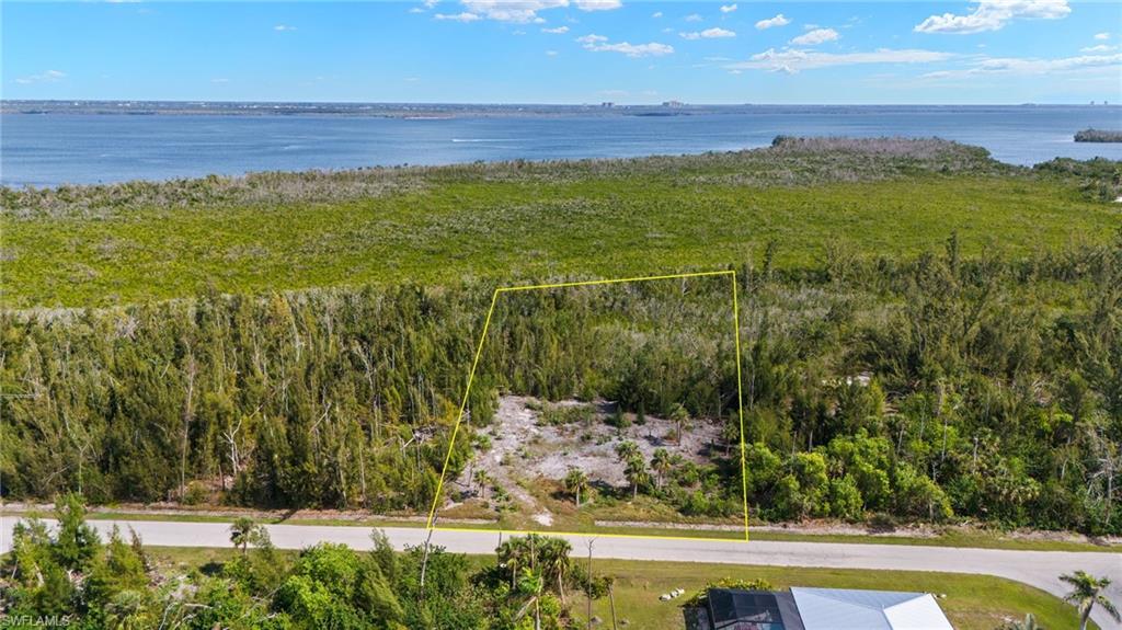 PINE ISLAND TROPICAL HOMESITES - Land