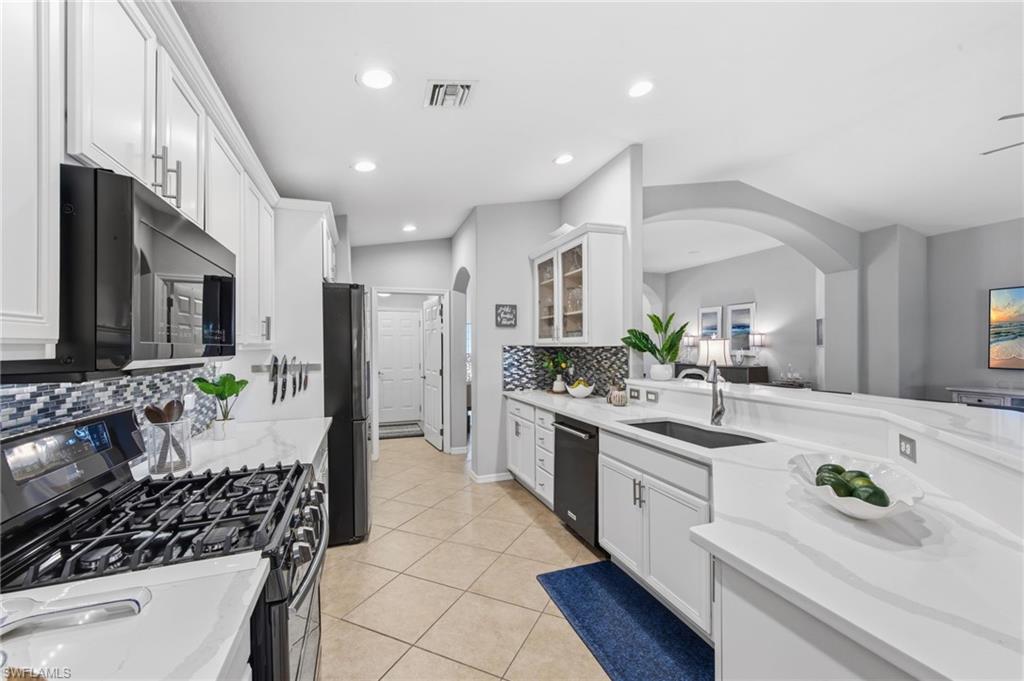 THE RESERVE AT ESTERO - Residential