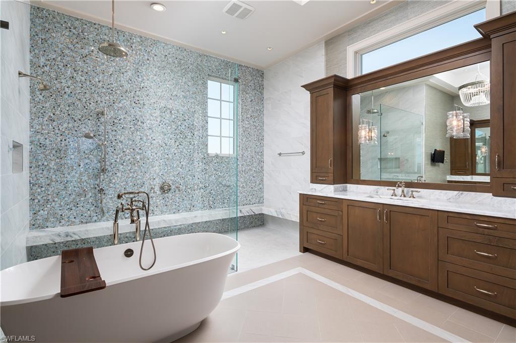 BONITA BEACH - Residential