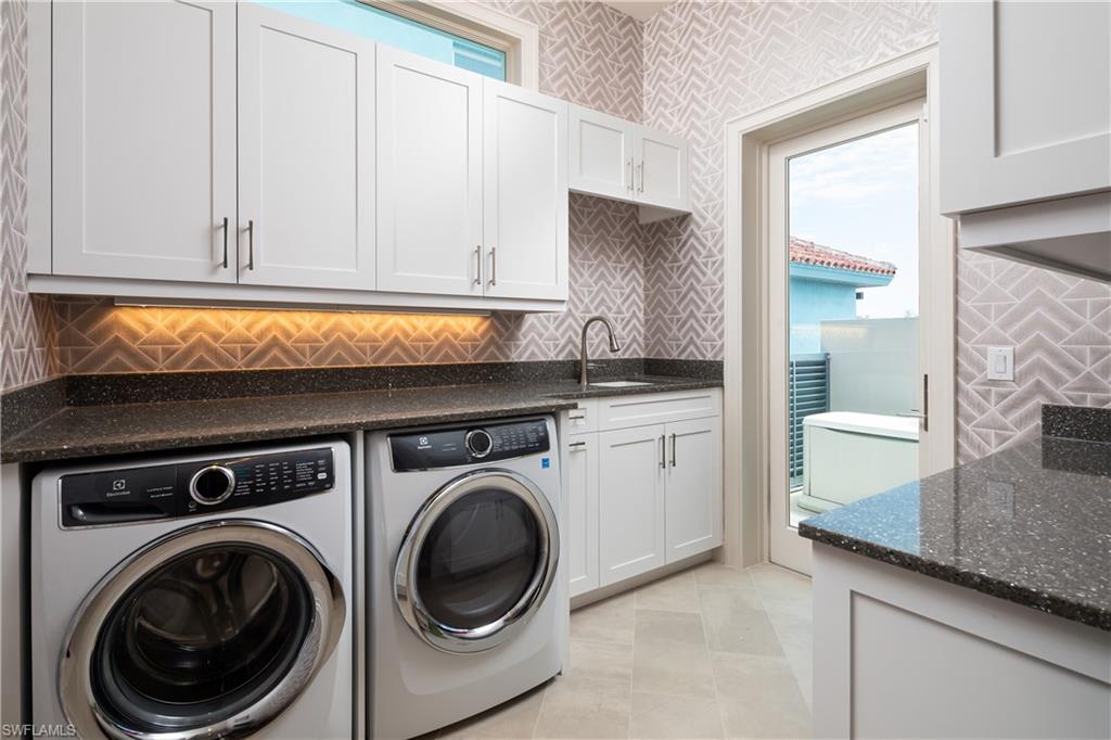 BONITA BEACH - Residential