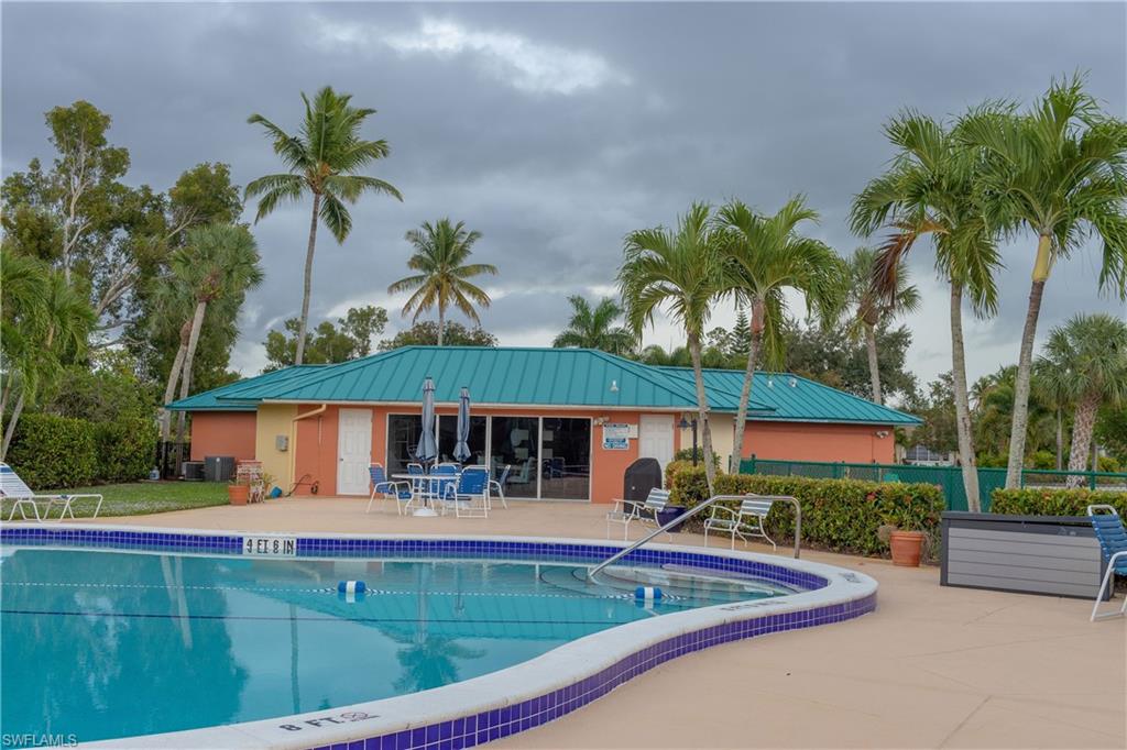 FAIRWAY TOWERS - Residential