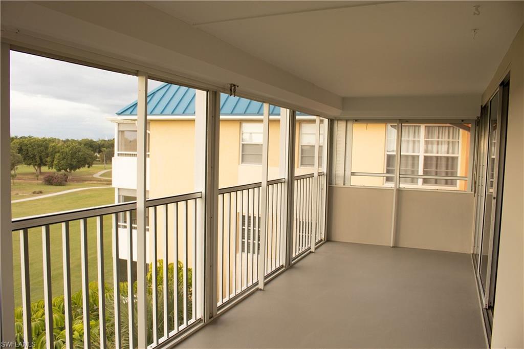 FAIRWAY TOWERS - Residential