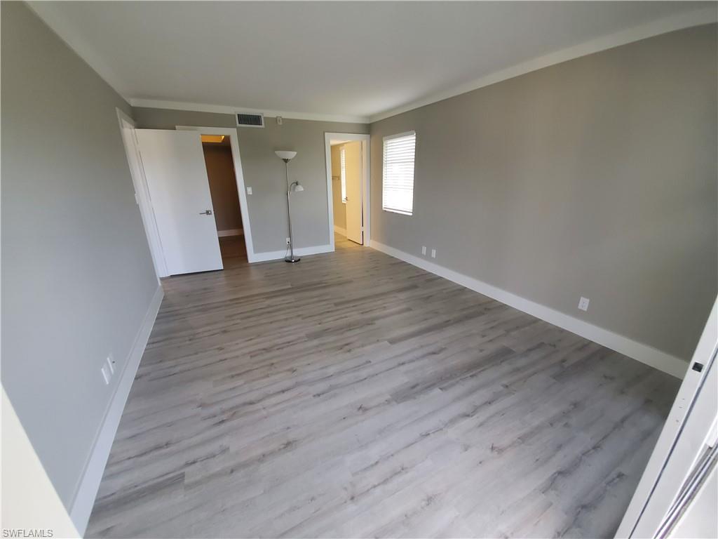 FAIRWAY TOWERS - Residential