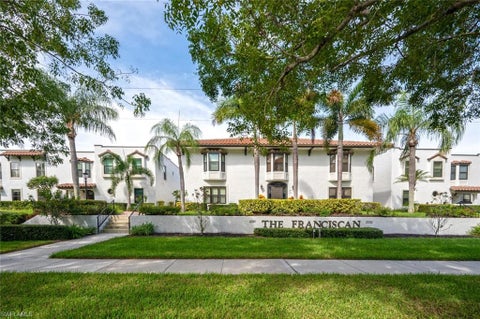 Photo of 1080 6th ST S, NAPLES, FL 34102 (MLS # 226021651)