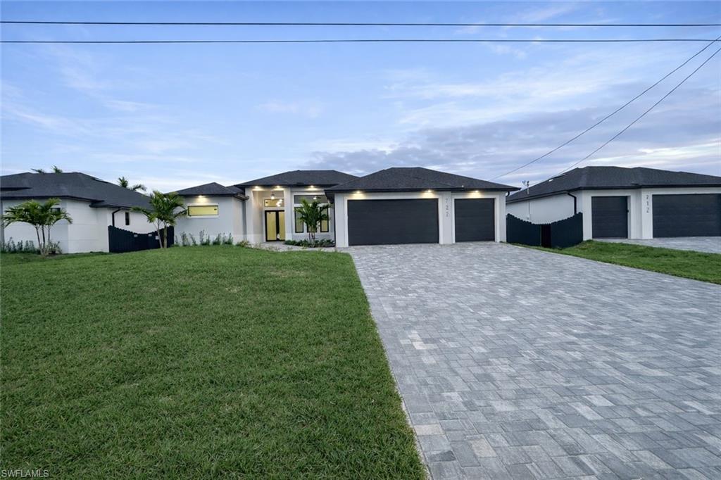 CAPE CORAL - Residential