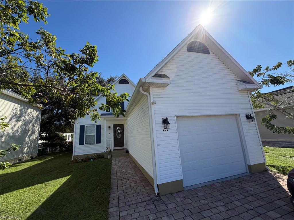 417 Leawood CIR