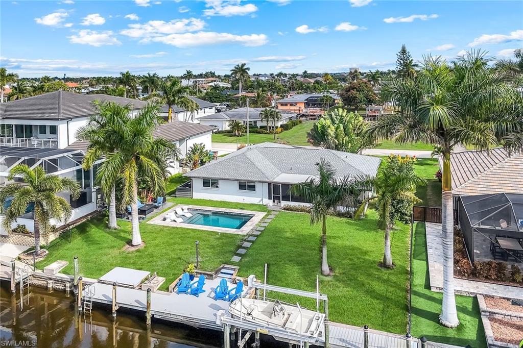 YACHT CLUB - Residential