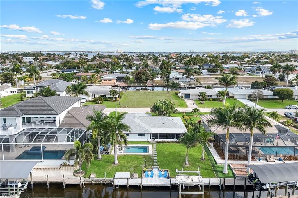 YACHT CLUB - Residential