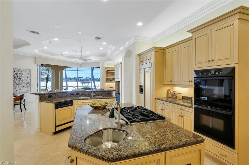 ROYAL HARBOR - Residential