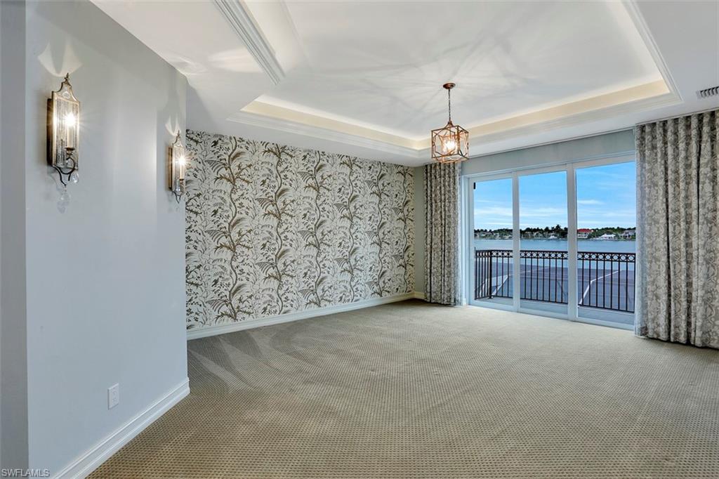 ROYAL HARBOR - Residential