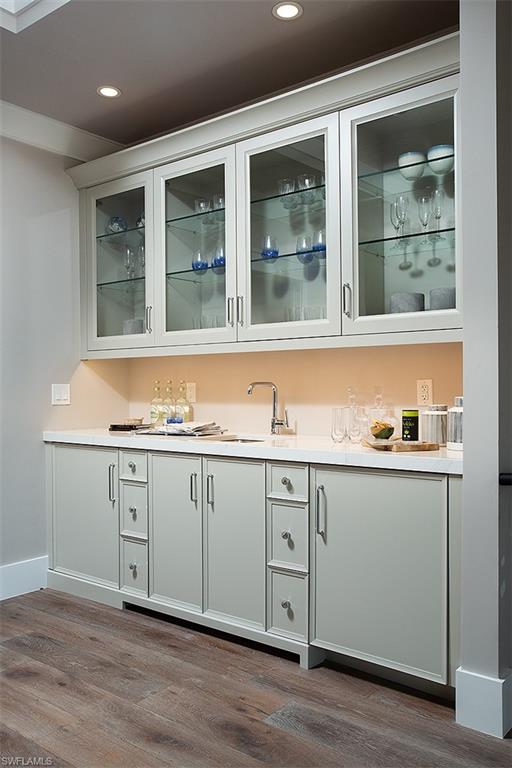 MANGROVE BAY - Residential