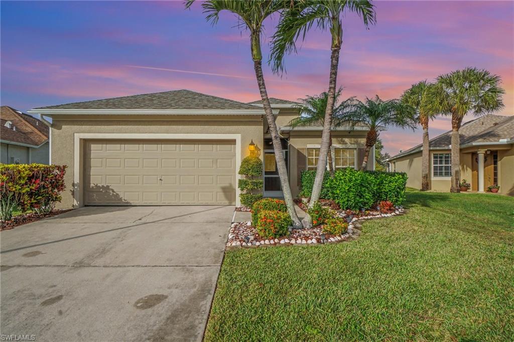 CALUSA PALMS - Residential