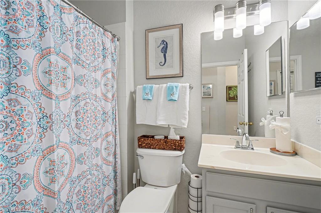 CALUSA PALMS - Residential