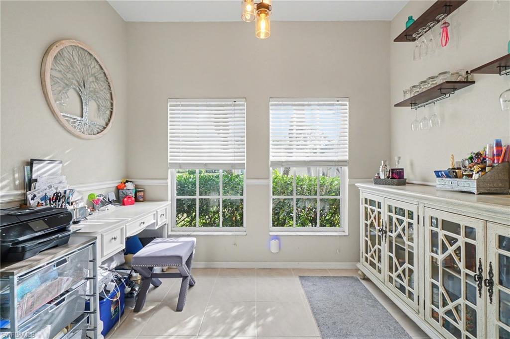 CALUSA PALMS - Residential