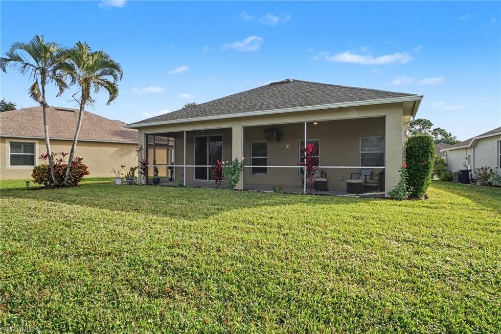 CALUSA PALMS - Residential