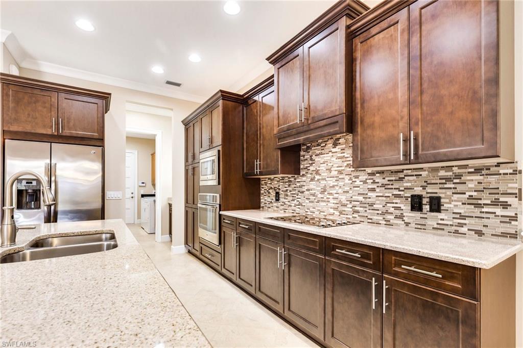ISLES OF COLLIER PRESERVE - Residential