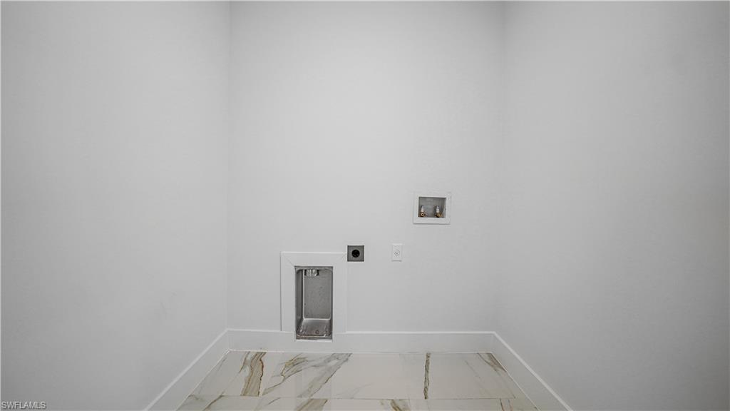 WESTMINSTER - Residential Lease