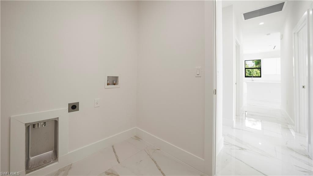 WESTMINSTER - Residential Lease