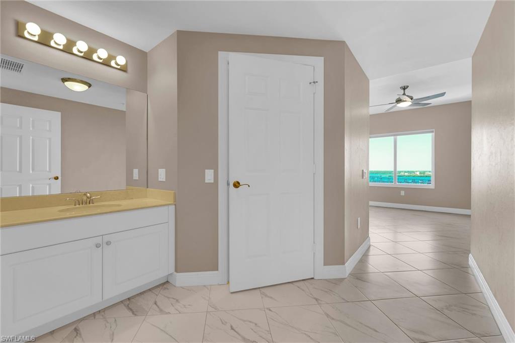 ST. TROPEZ - Residential