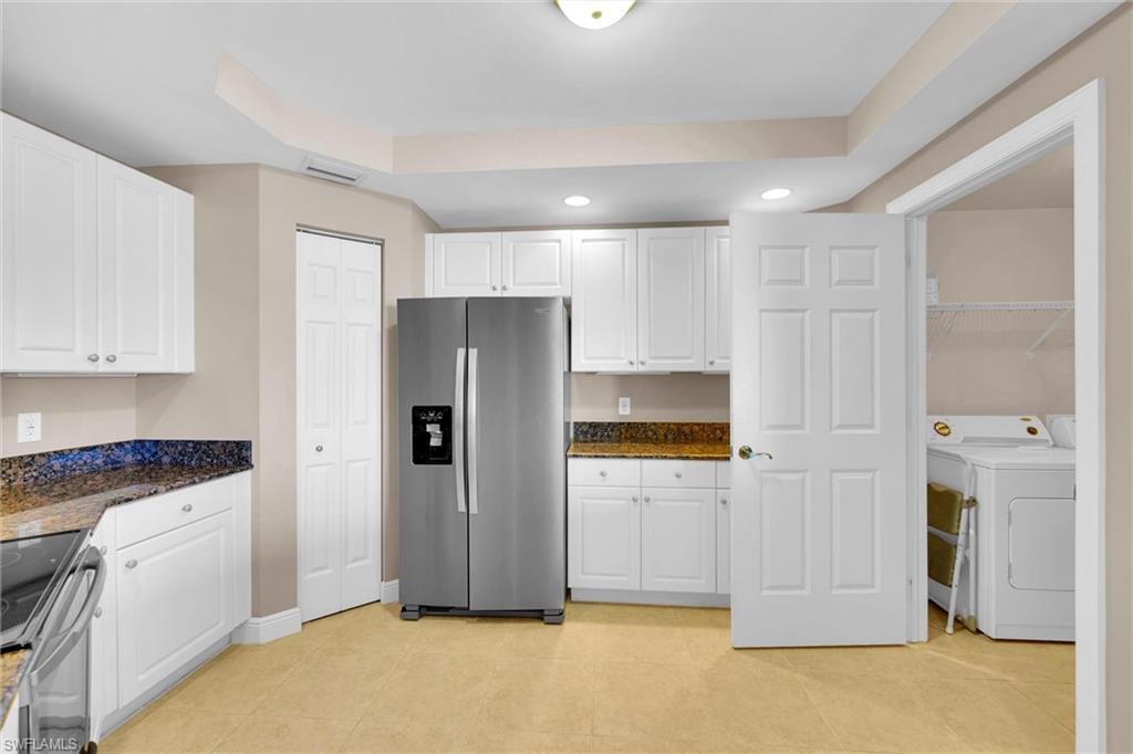 ST. TROPEZ - Residential